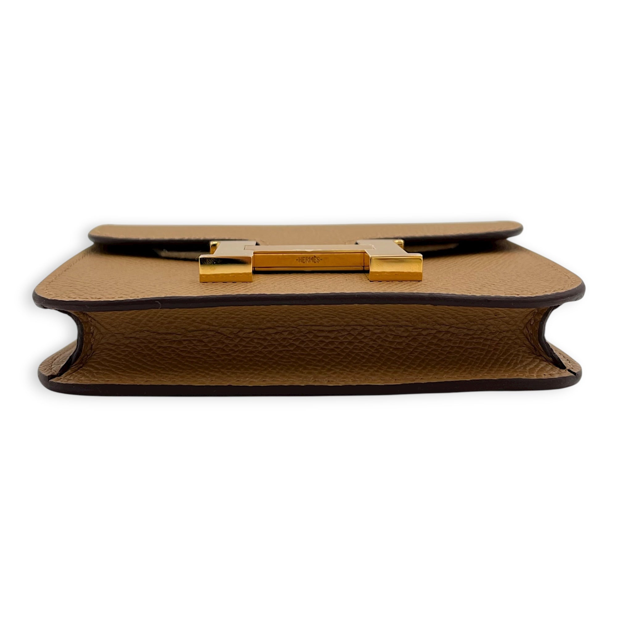 Constance slim biscuit in Epsom, Gold hardware - Image 6