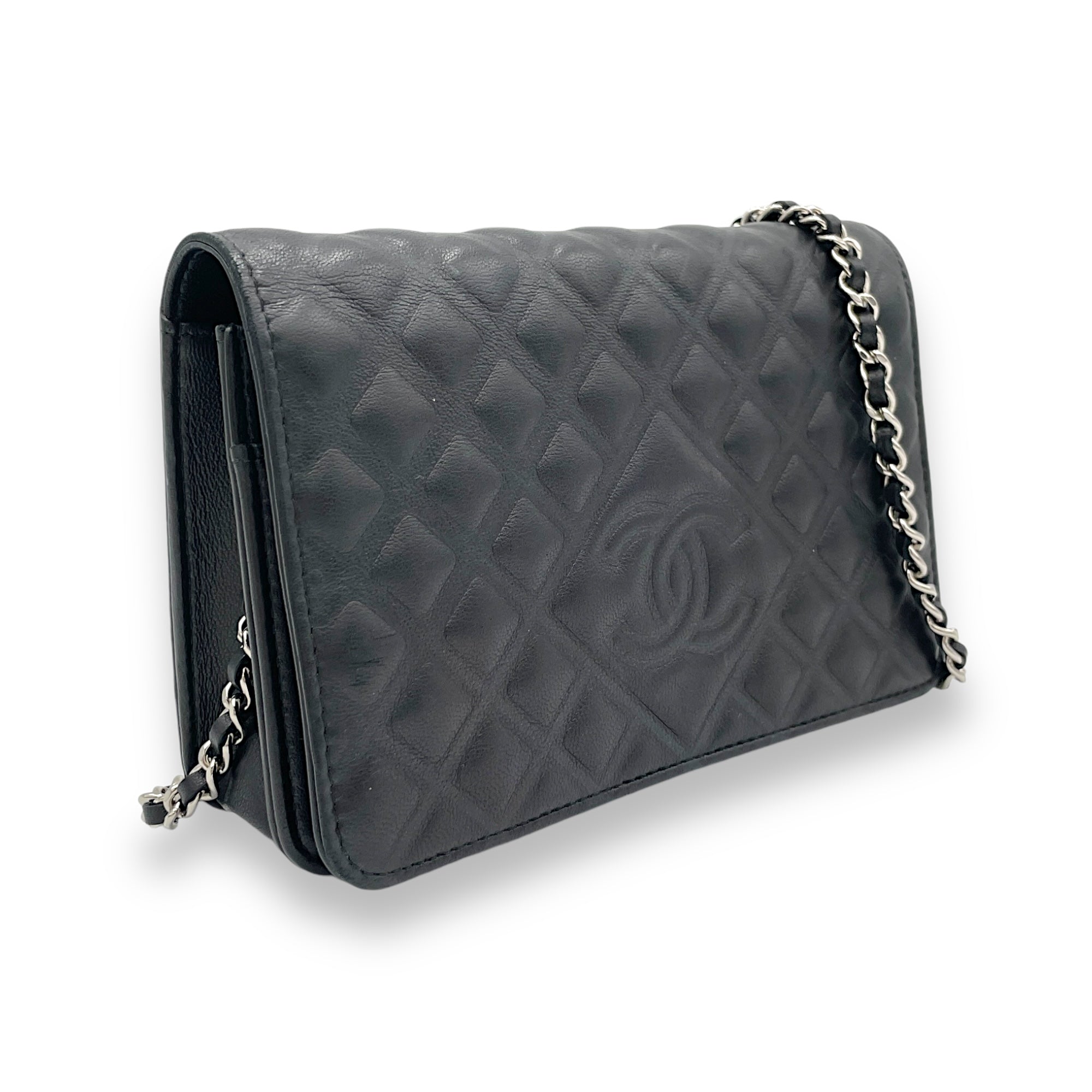 CC Black Wallet On Chain in Lambskin, Silver hardware - Image 4