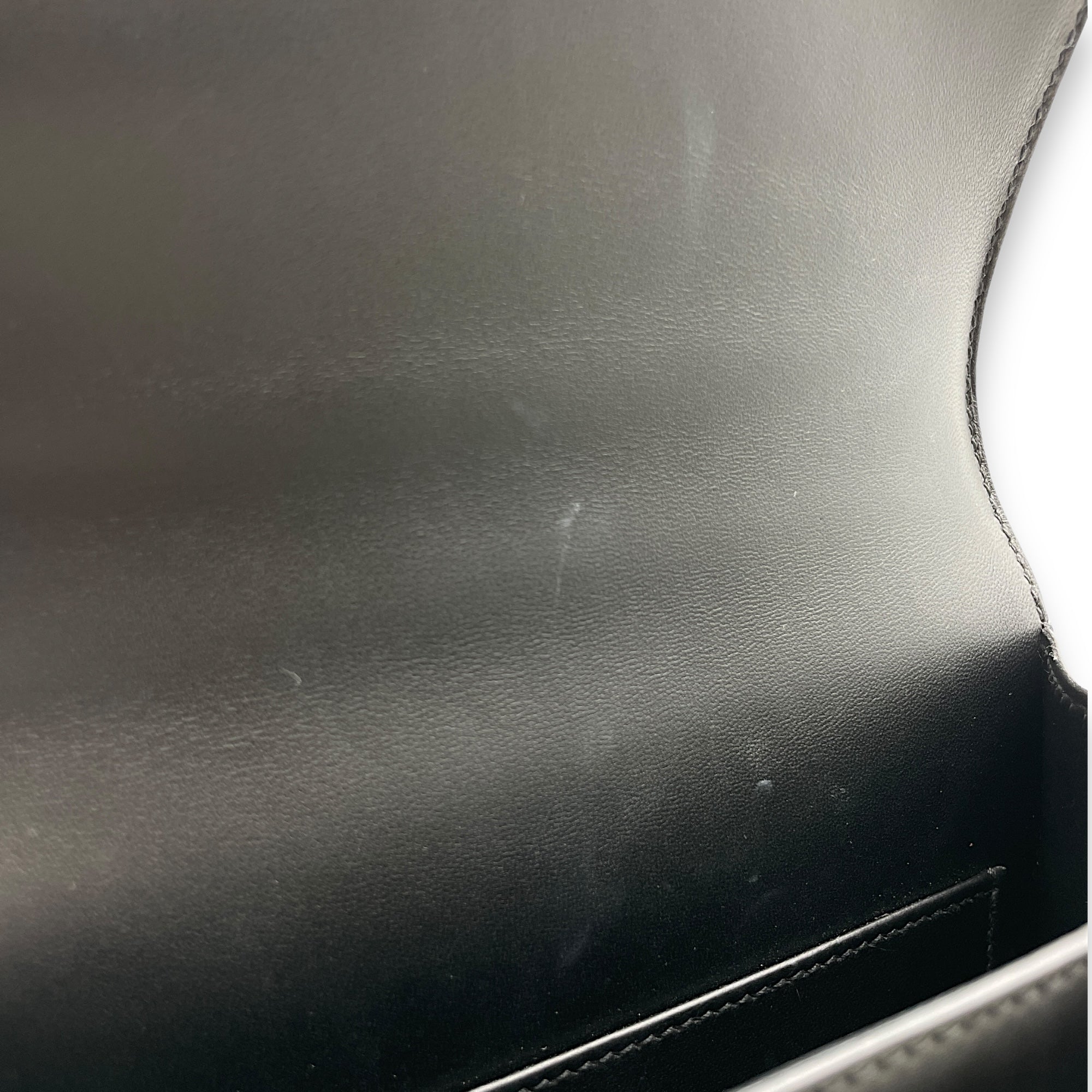 Constance 18 Black in Monsieur, Email Obtique hardware - Image 8