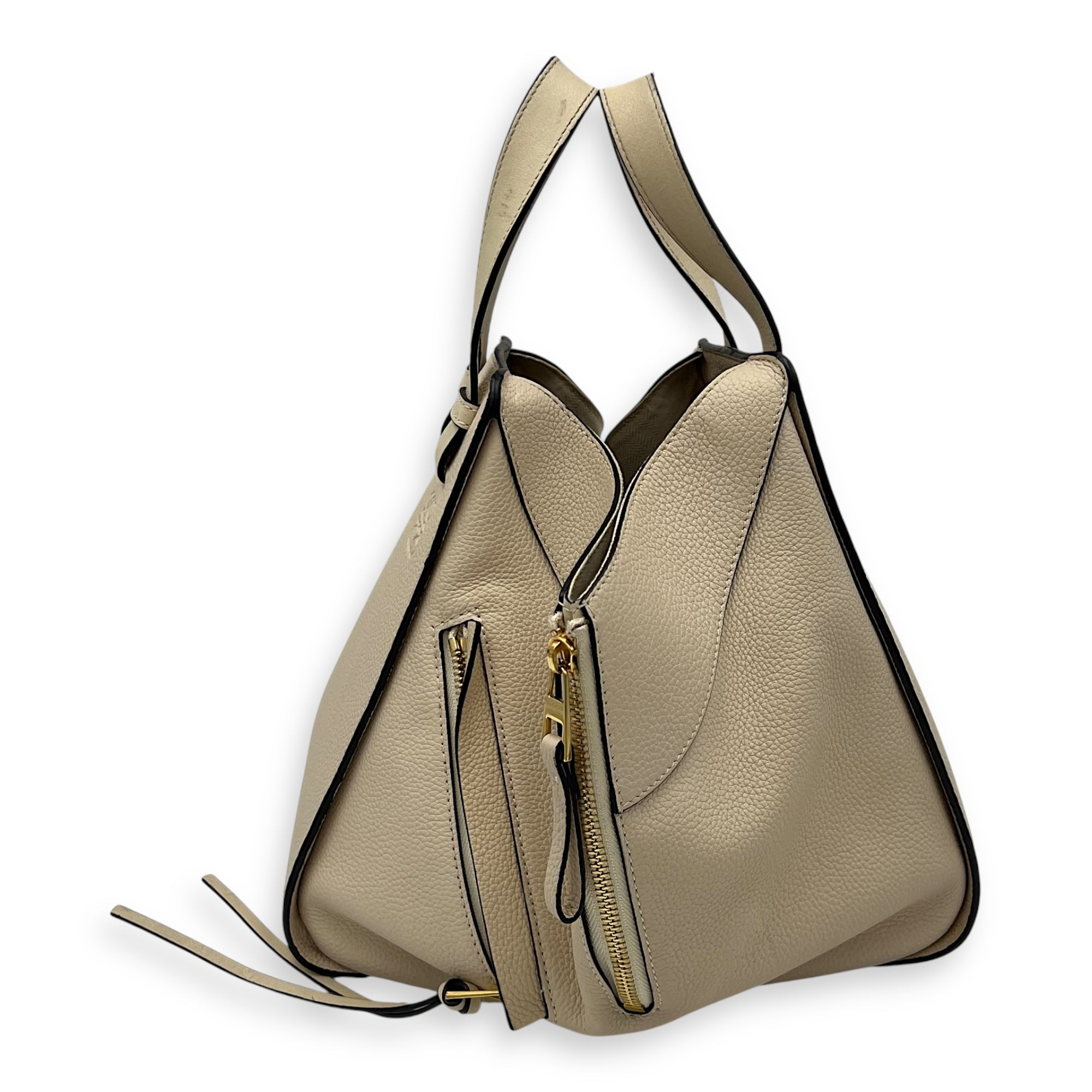 Hammock Small Beige Shoulder Bag in Calfskin, Gold hardware - Image 6
