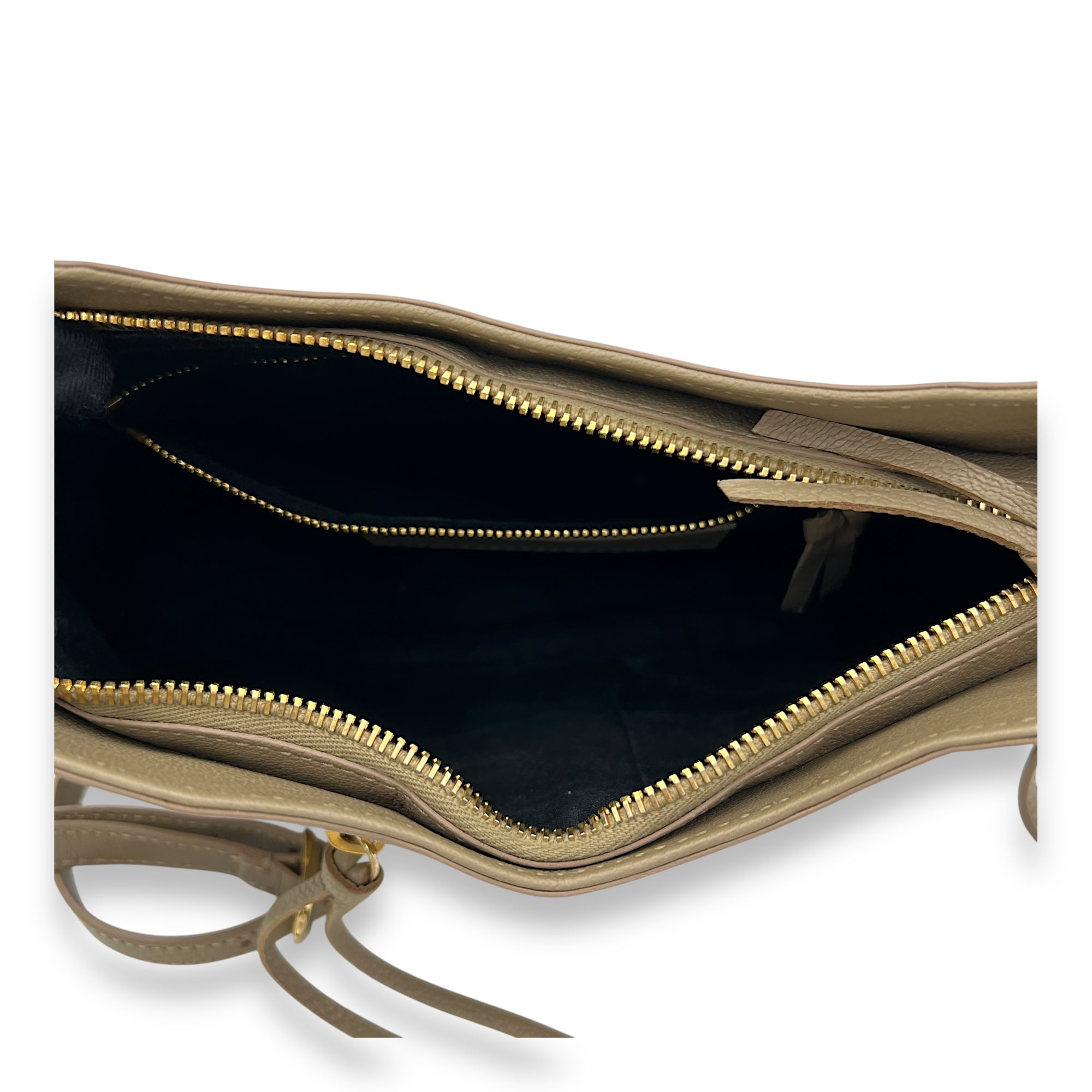 Metallic Edge Classic Crossbody Bag Beige in Calfskin, Gold hardware - Image 7