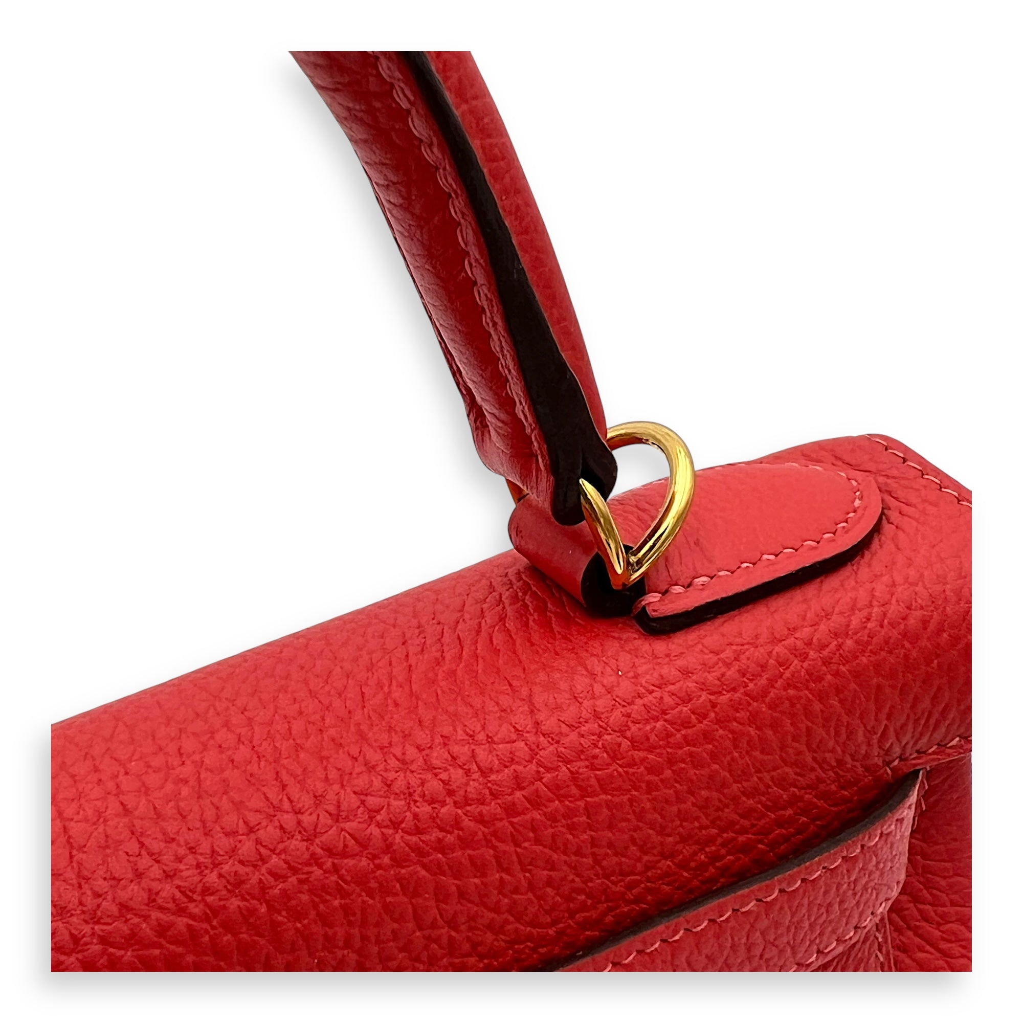 Kelly 28 Rouge Pivoine Top Handle Bag in Togo, Gold hardware - Image 9