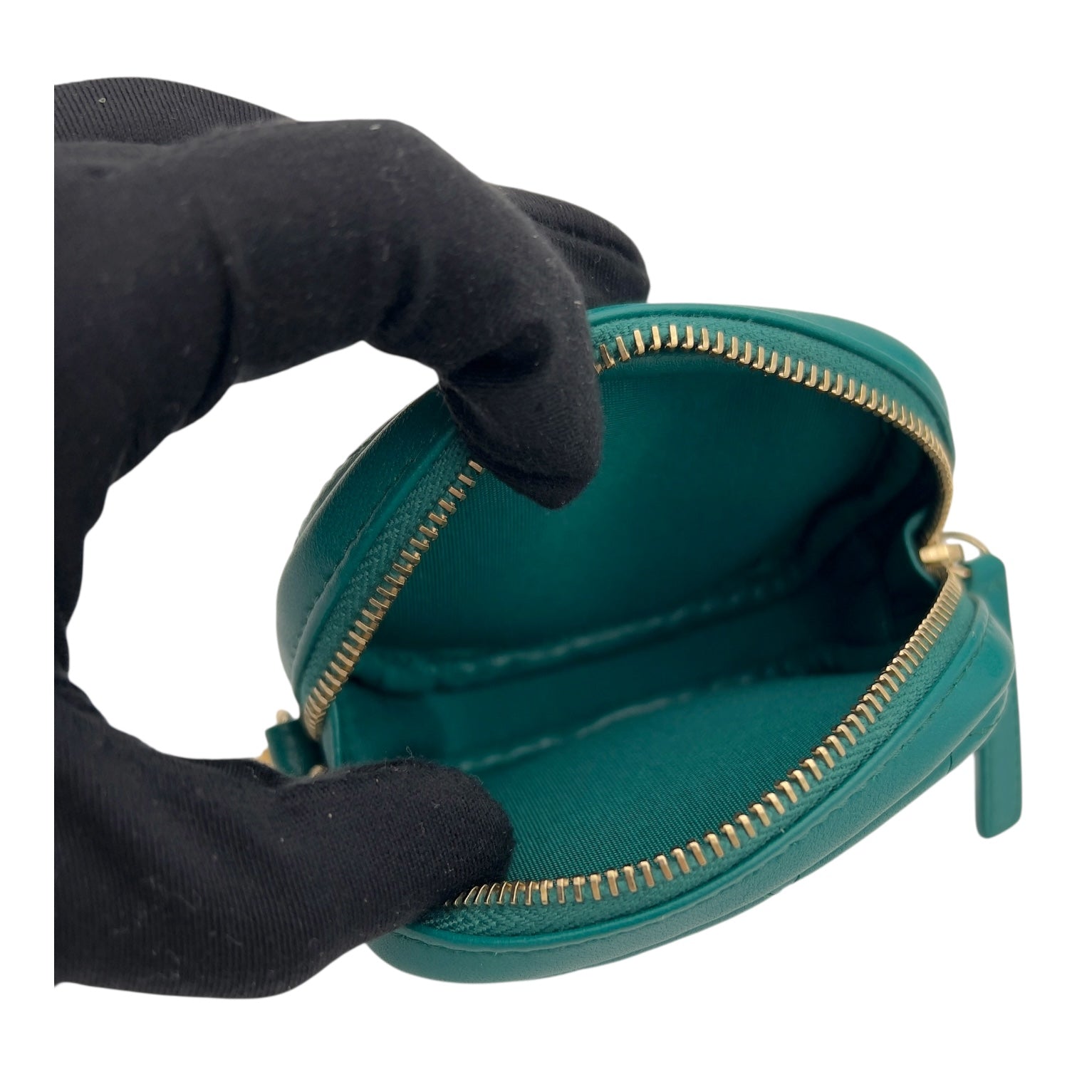 C19 Pouch Wallet On Chain in Tweed, Mixed hardware - Image 17