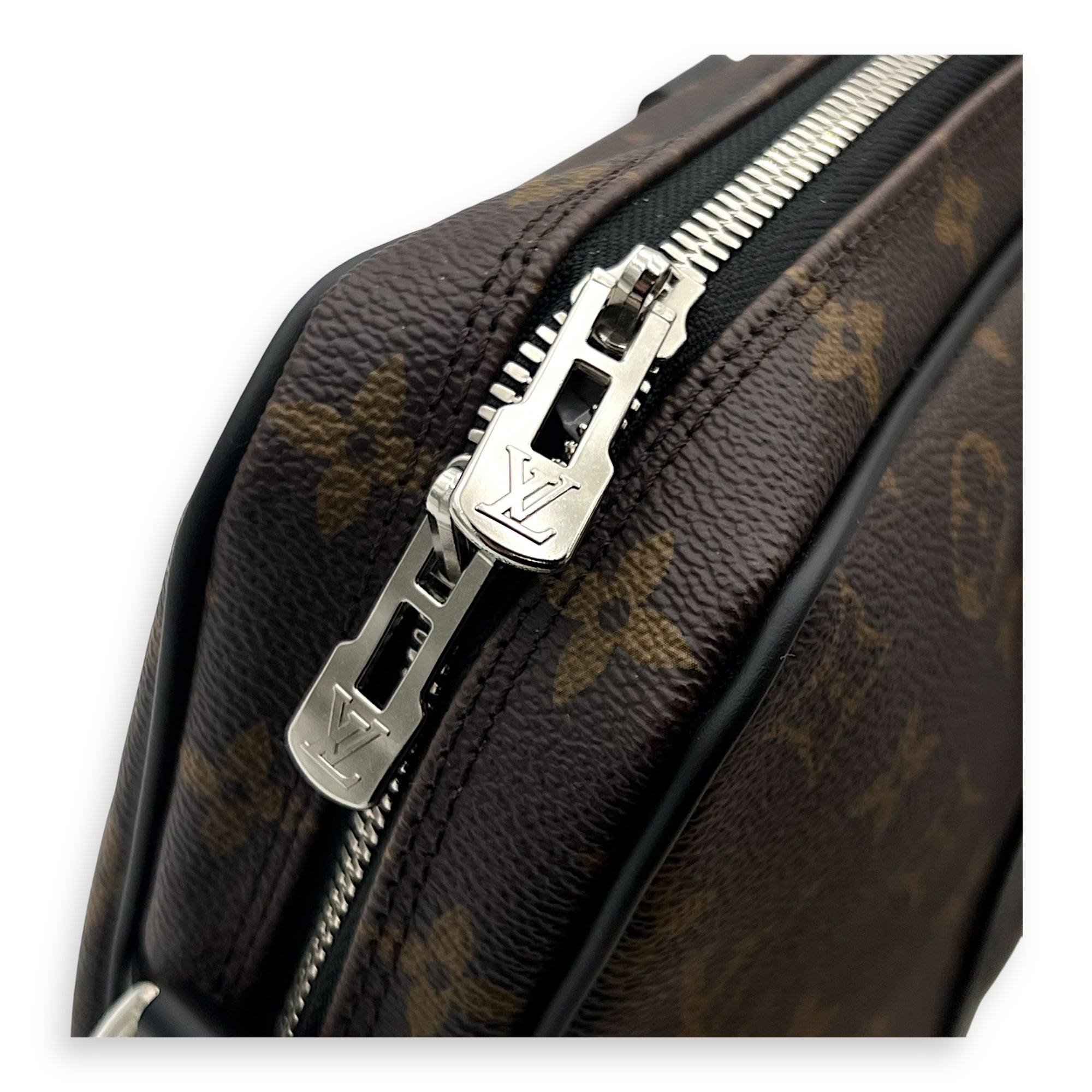 Porte Document Top Handle Bag Brown in Monogram Coated Canvas, Silver hardware - Image 8